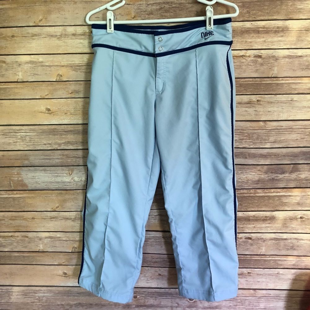 🍒 Women’s Nike Pleated Capri Pants